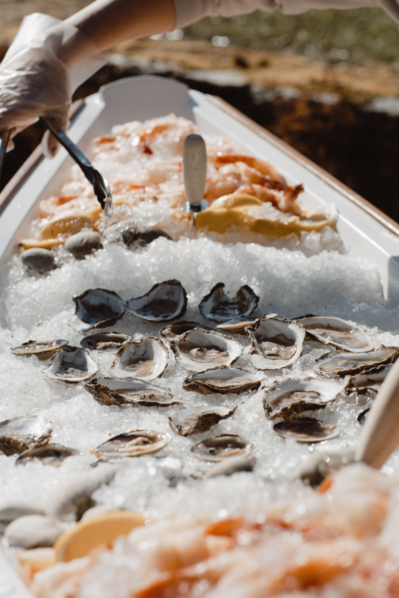 Fresh oysters and seafood on ice