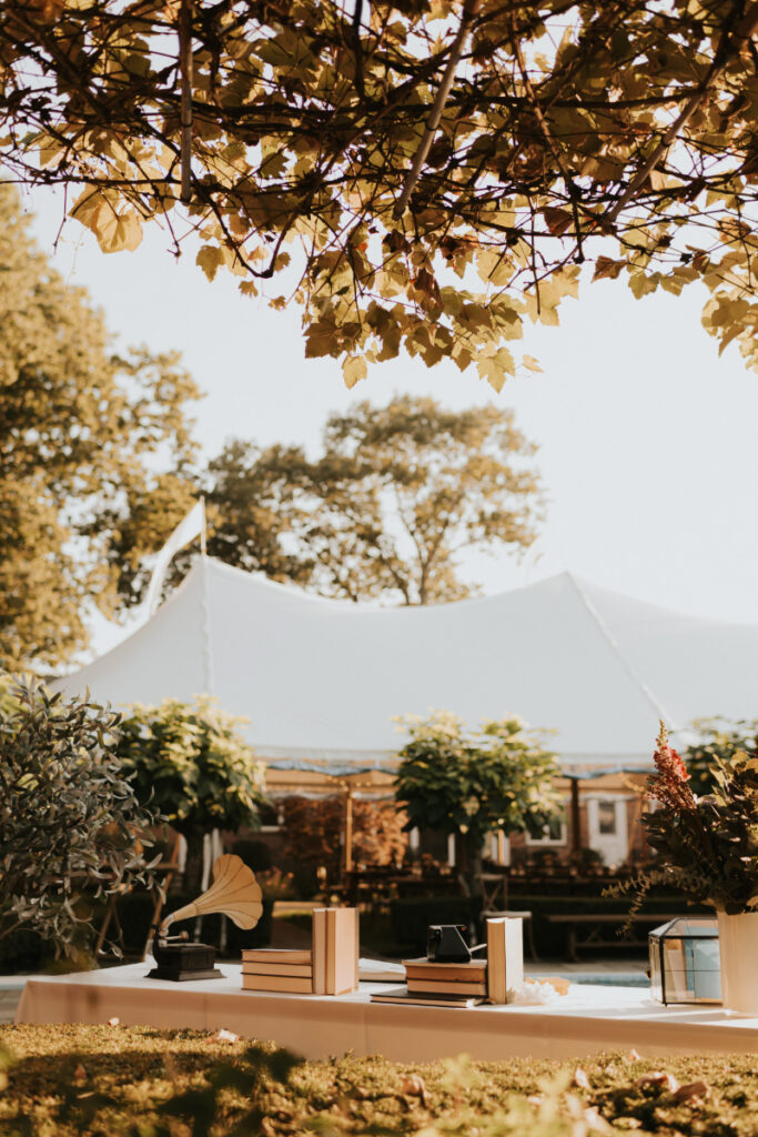 Reception tent and garden view at a wedding in Italy